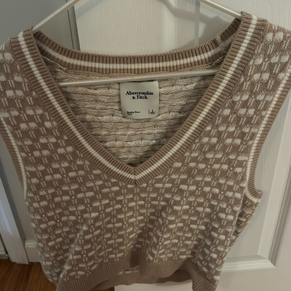 Abercrombie Sweater Vest